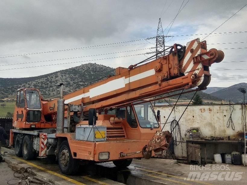 Kato NK 20B Gru per tutti i terreni