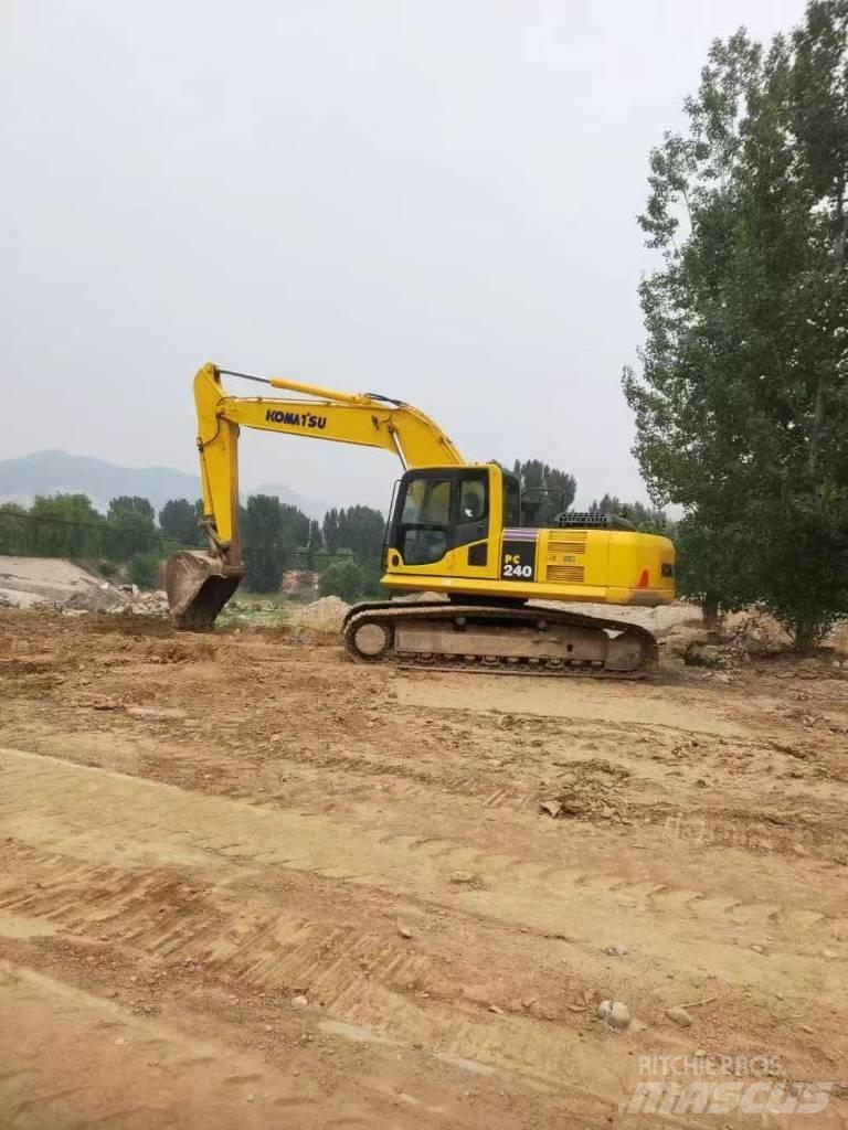 Komatsu PC 240 Escavatori cingolati