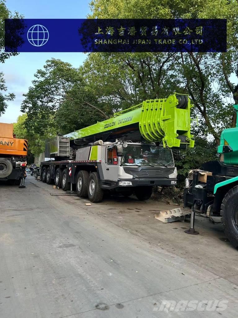 Zoomlion ZAT 2200 V Gru per tutti i terreni