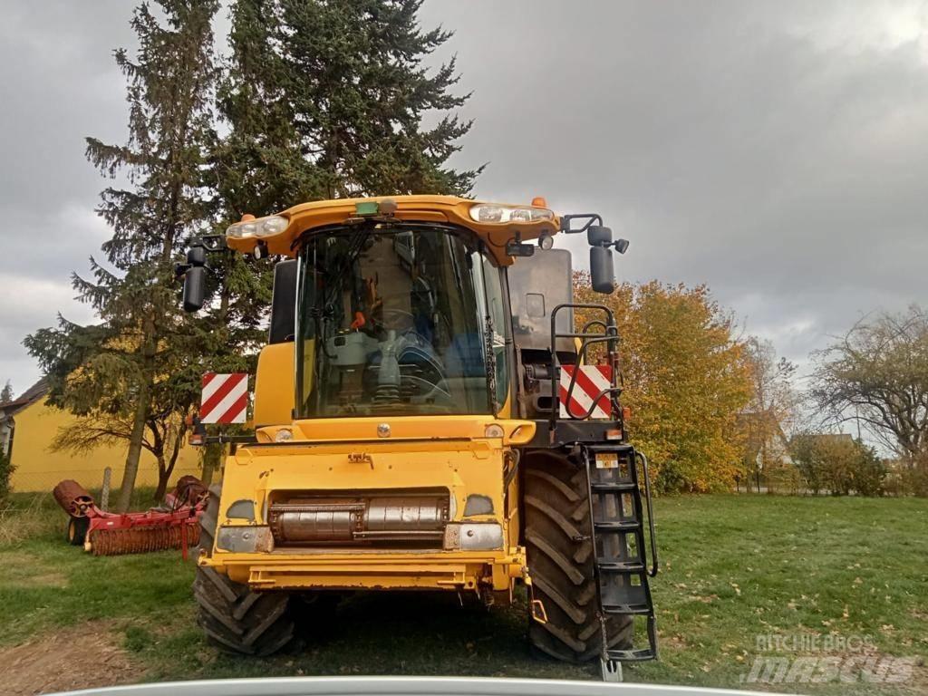New Holland CR 9080 Mietitrebbiatrici