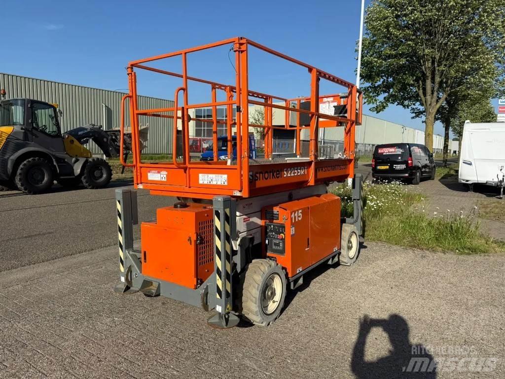 Snorkel S2255RT Piattaforme a pantografo