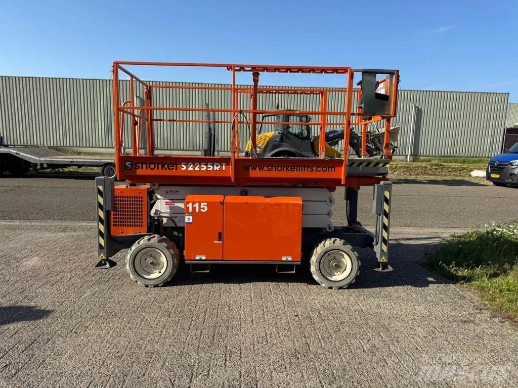 Snorkel S2255RT Piattaforme a pantografo