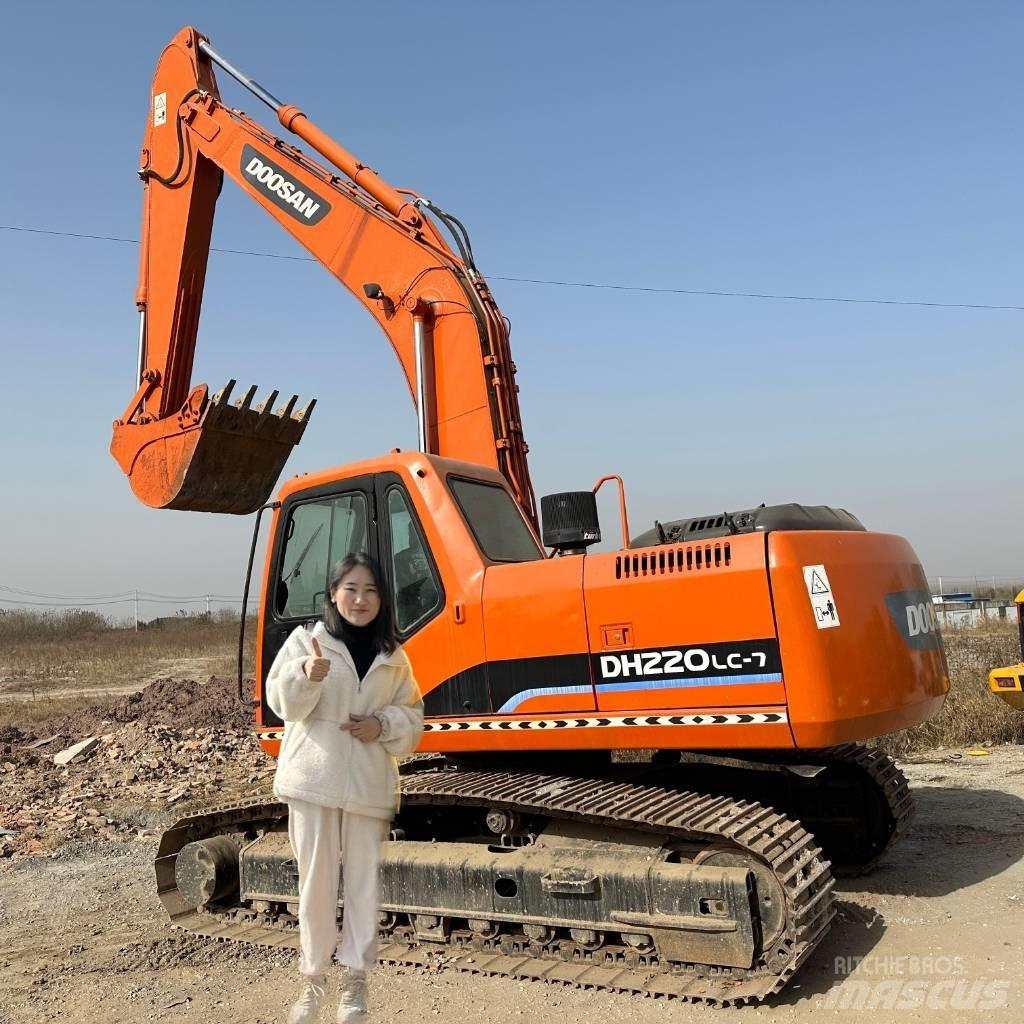 Doosan DH220LC-7 Escavatori cingolati