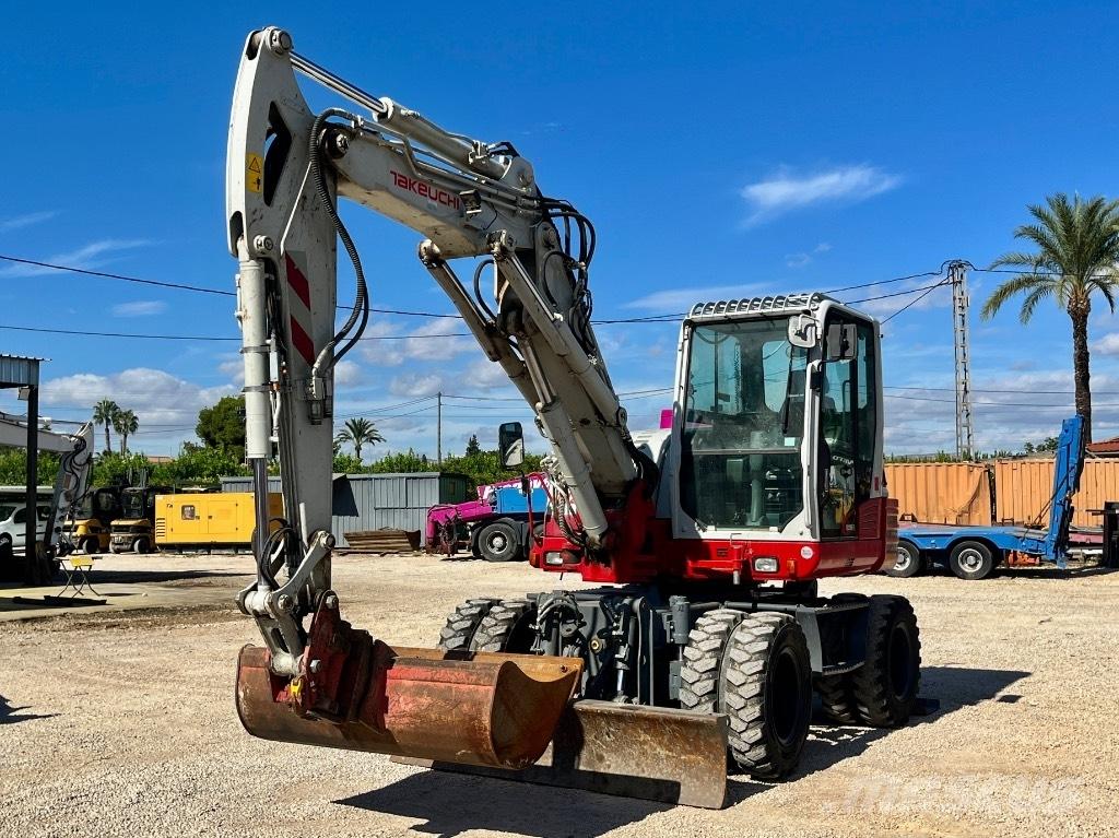 Takeuchi TB 295 W Escavatori gommati