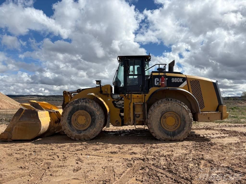 CAT 980 K Pale gommate