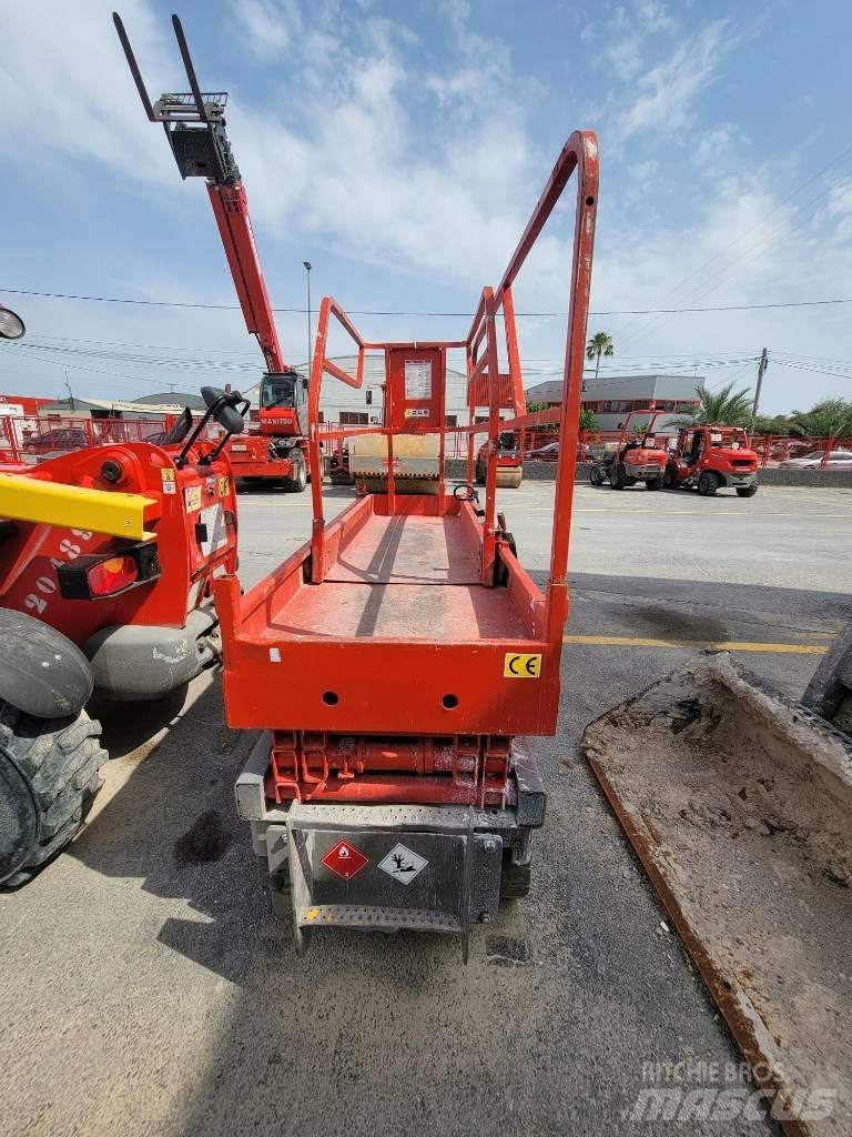 Haulotte Compact 8 Piattaforme a pantografo