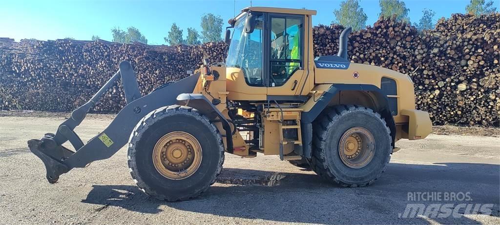 Volvo L110G Pale gommate