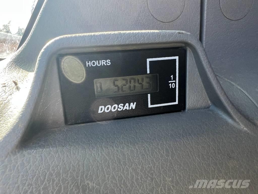 Doosan DX140LC-5 Escavatori cingolati