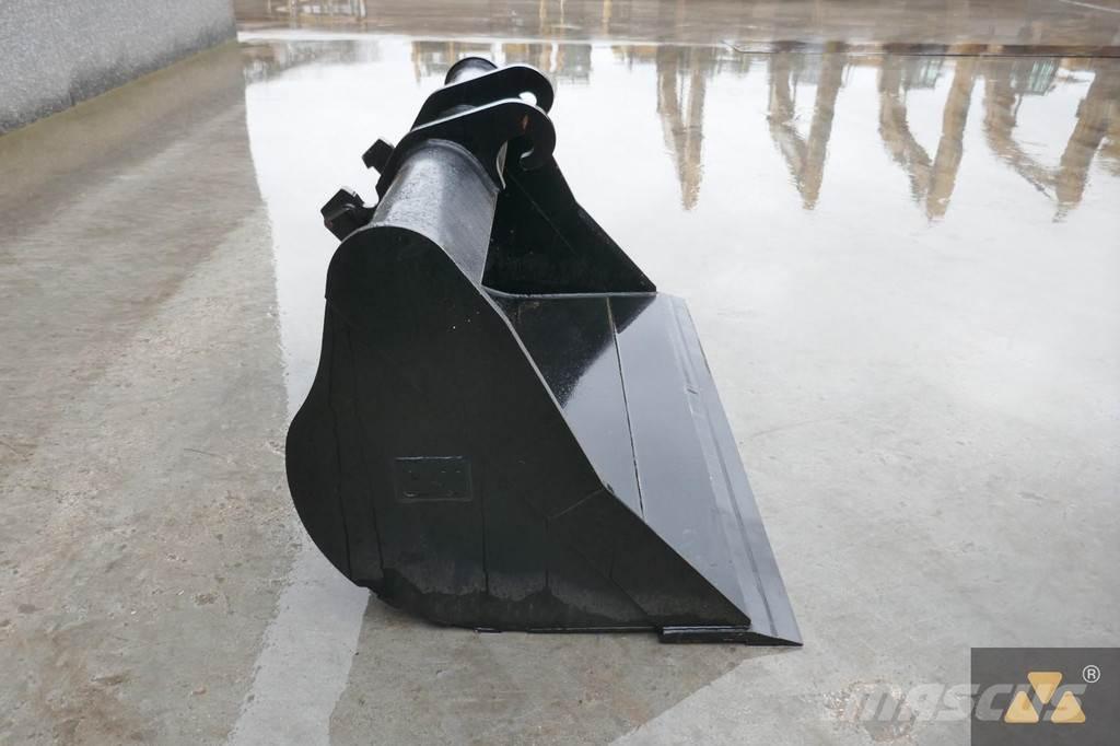 CAT 330 Bucket Benne