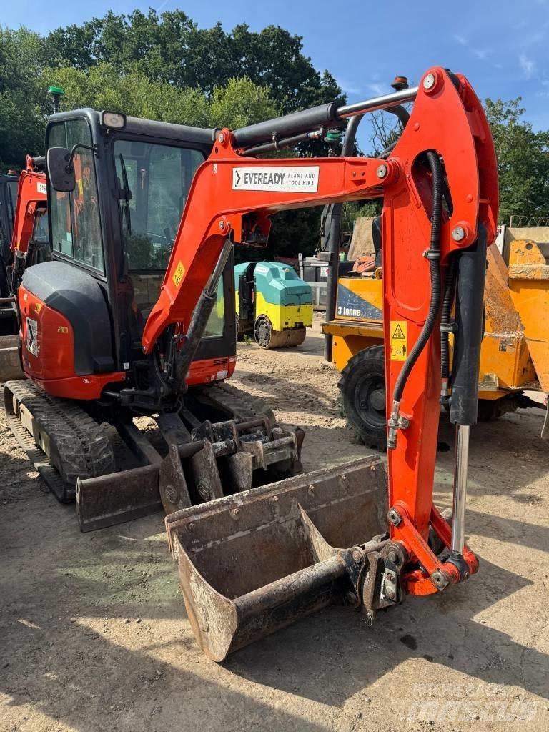 Kubota U 27-4 Miniescavatori
