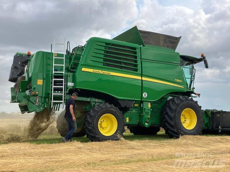 John Deere T 560 i Mietitrebbiatrici