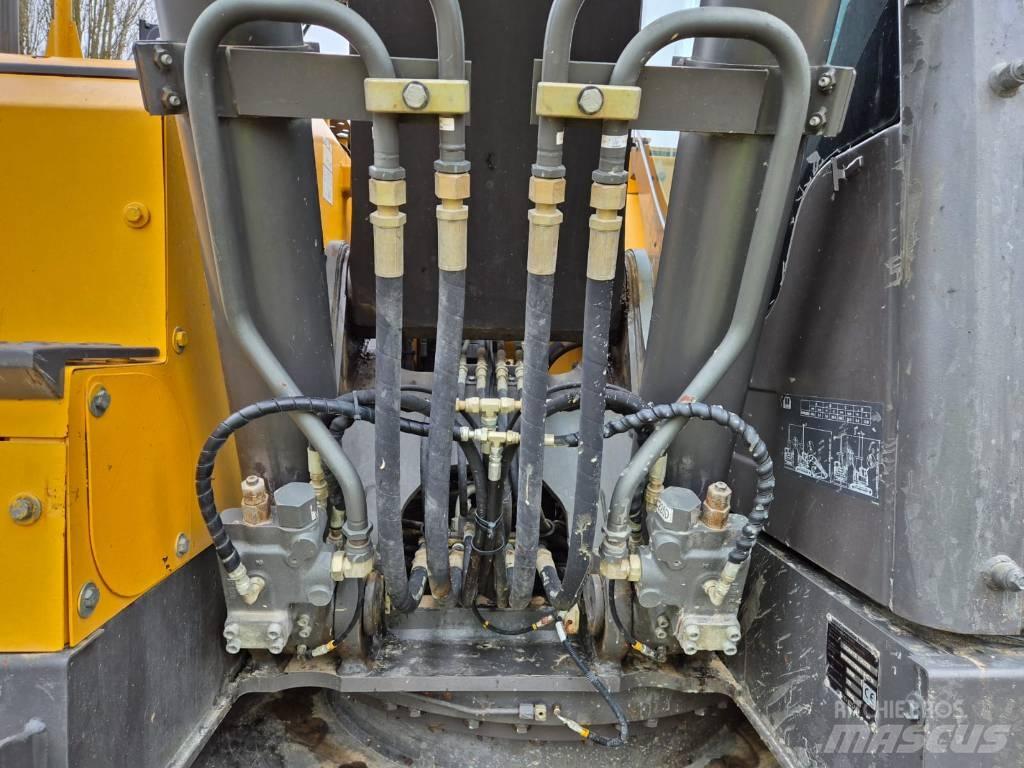 Volvo ECR 235 D Escavatori cingolati