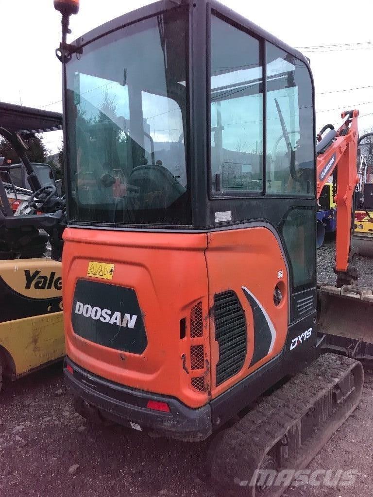 Doosan DX 19 Miniescavatori