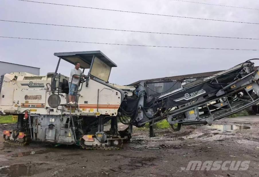 Wirtgen 1900DC Fresa a freddo per asfalto