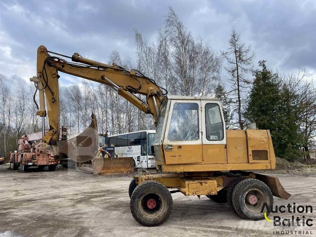 Liebherr A 900 C Escavatori gommati