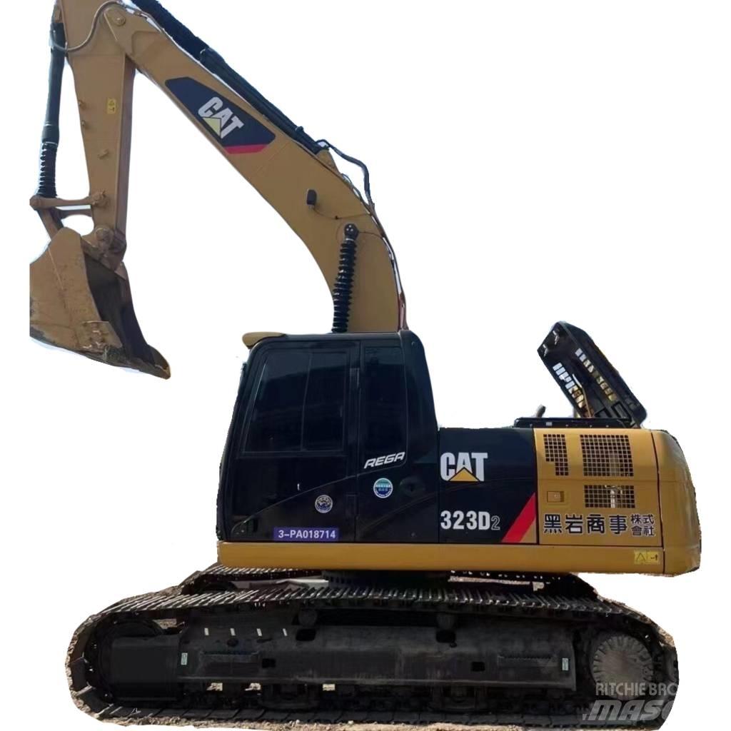 CAT 323 D Escavatori cingolati