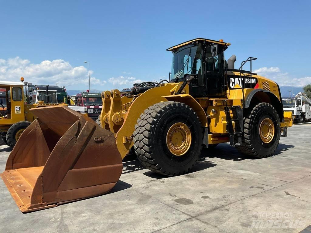 CAT 980M Pale gommate