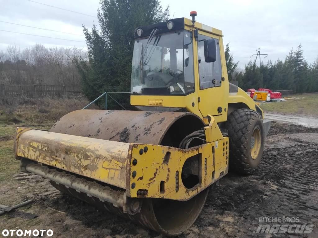 Bomag BW 213 D H-4 Rulli monotamburo