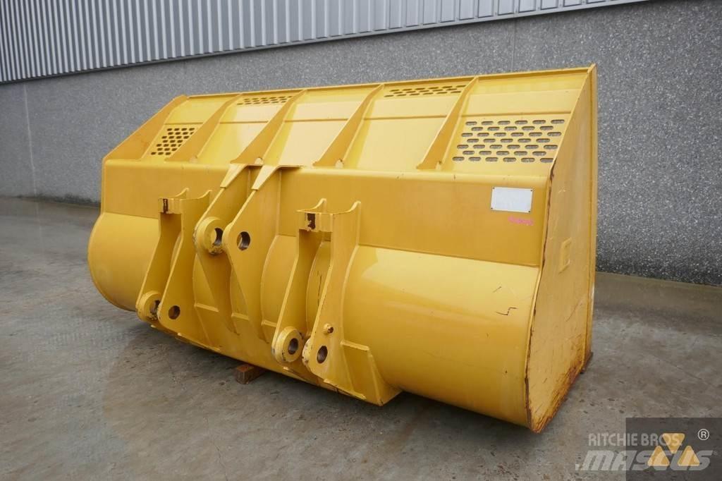 CAT 930 Bucket Benne