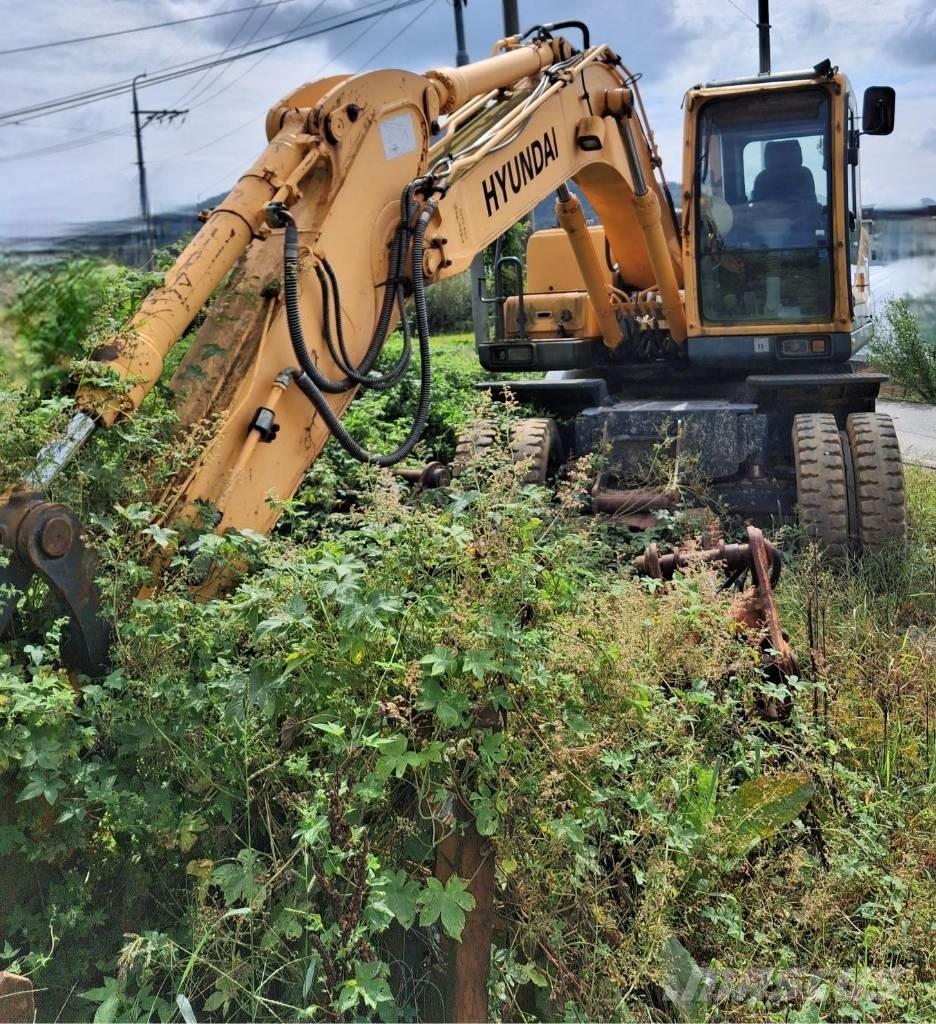 Hyundai Robex 140 W Escavatori gommati
