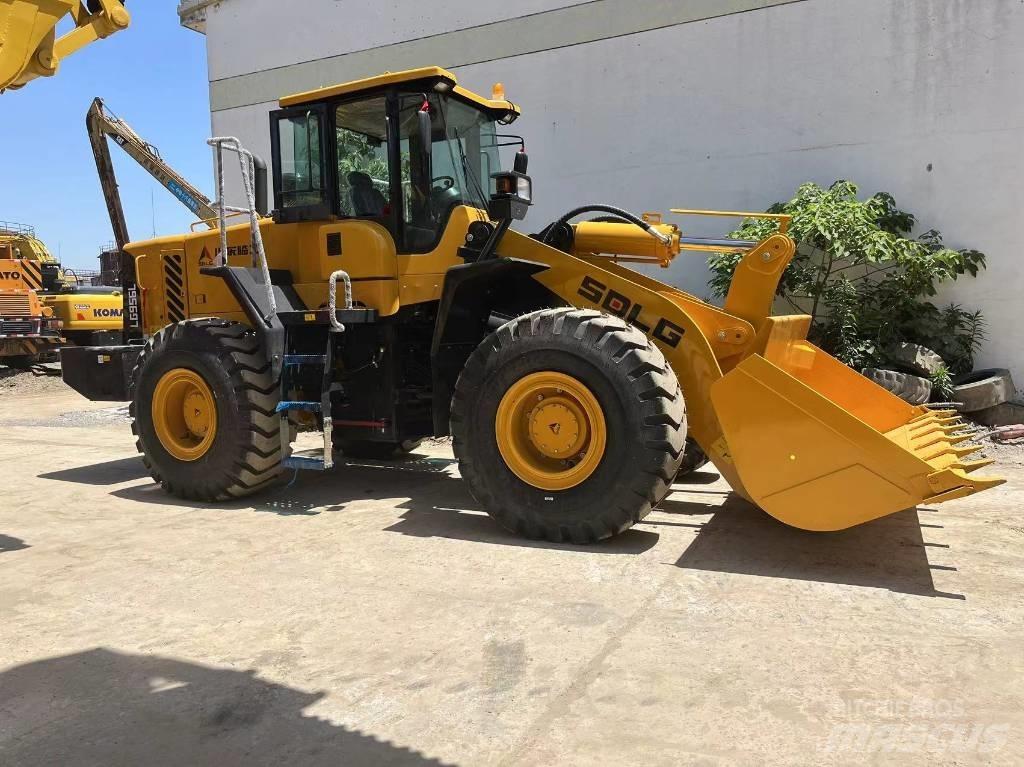 SDLG LG 956 L Pale gommate