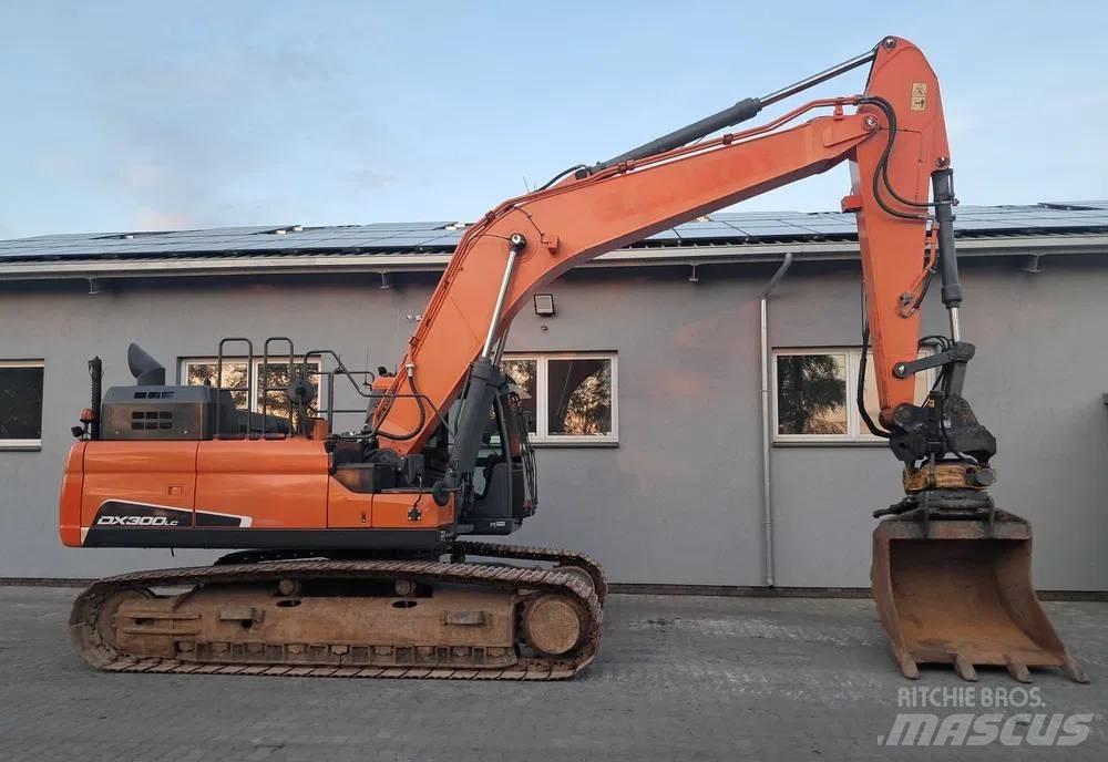 Doosan DX 300 LC-5 Escavatori cingolati