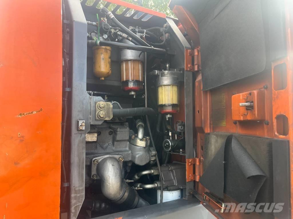 Hitachi ZX 145 W-3 Escavatori gommati