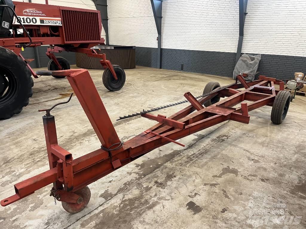 Hesston 8100 Andanatori