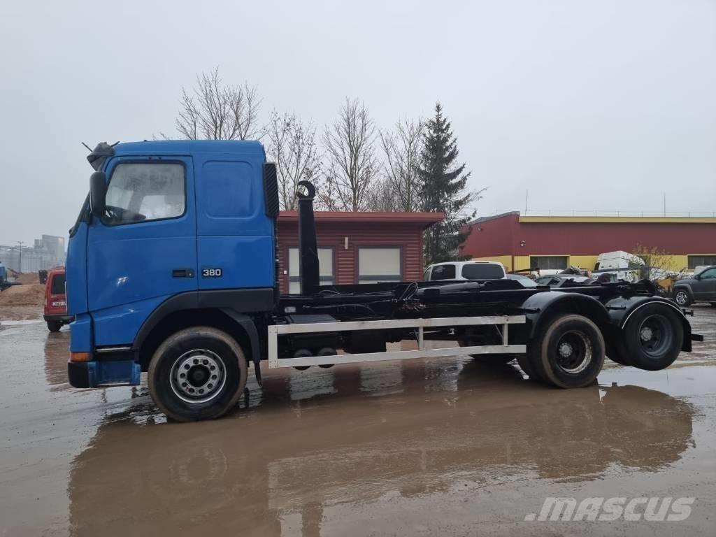 Volvo FH 12 Camion con gancio di sollevamento