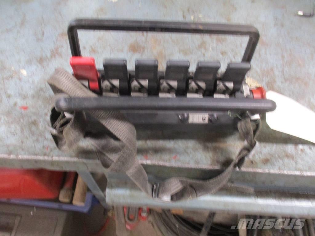 Hiab 245E-5 Gru da carico