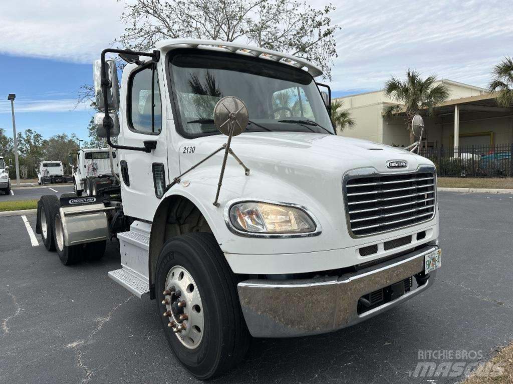 Freightliner M2 Motrici e Trattori Stradali