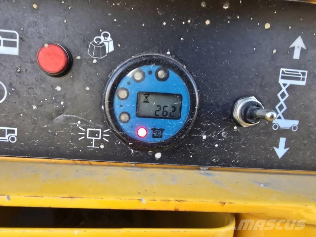 Haulotte Compact 14 Piattaforme a pantografo