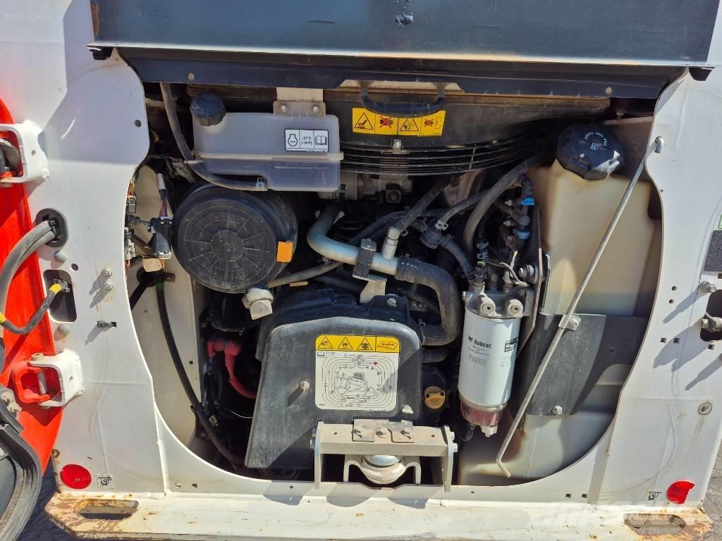 Bobcat T 64 Mini Pale Gommate