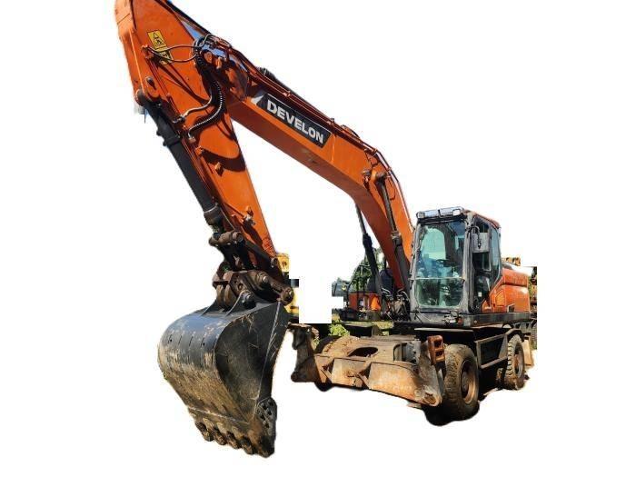 Doosan DX 210 W Escavatori gommati