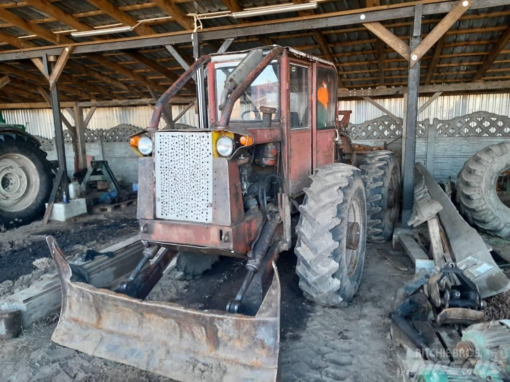 LKT 80 Trattori Forestali