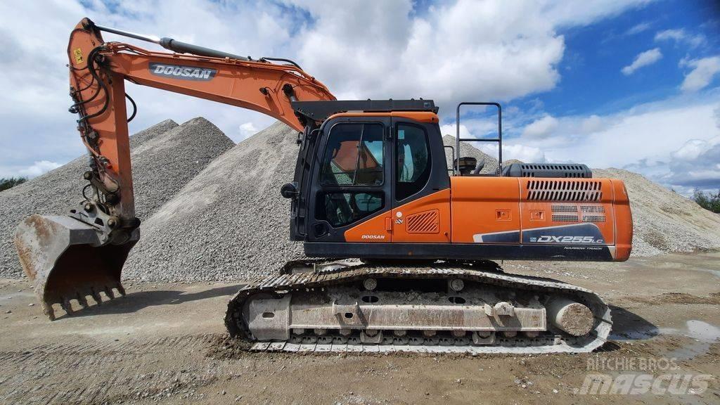 Doosan DX 255 LC-5 Escavatori cingolati