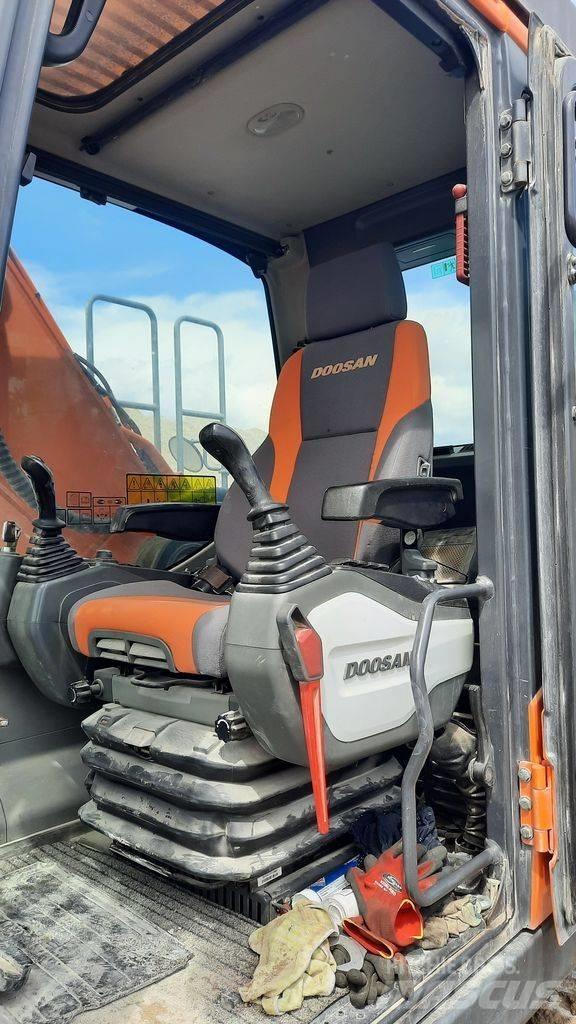 Doosan DX 255 LC-5 Escavatori cingolati
