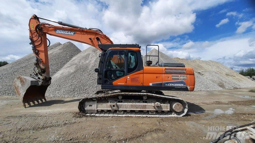 Doosan DX 255 LC-5 Escavatori cingolati