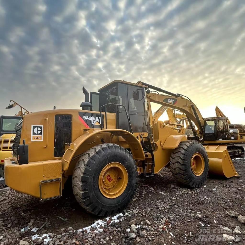 CAT 966 H Pale gommate