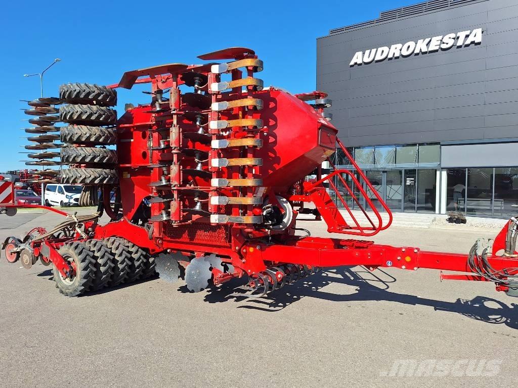 Horsch Pronto 6 DC Perforatrici