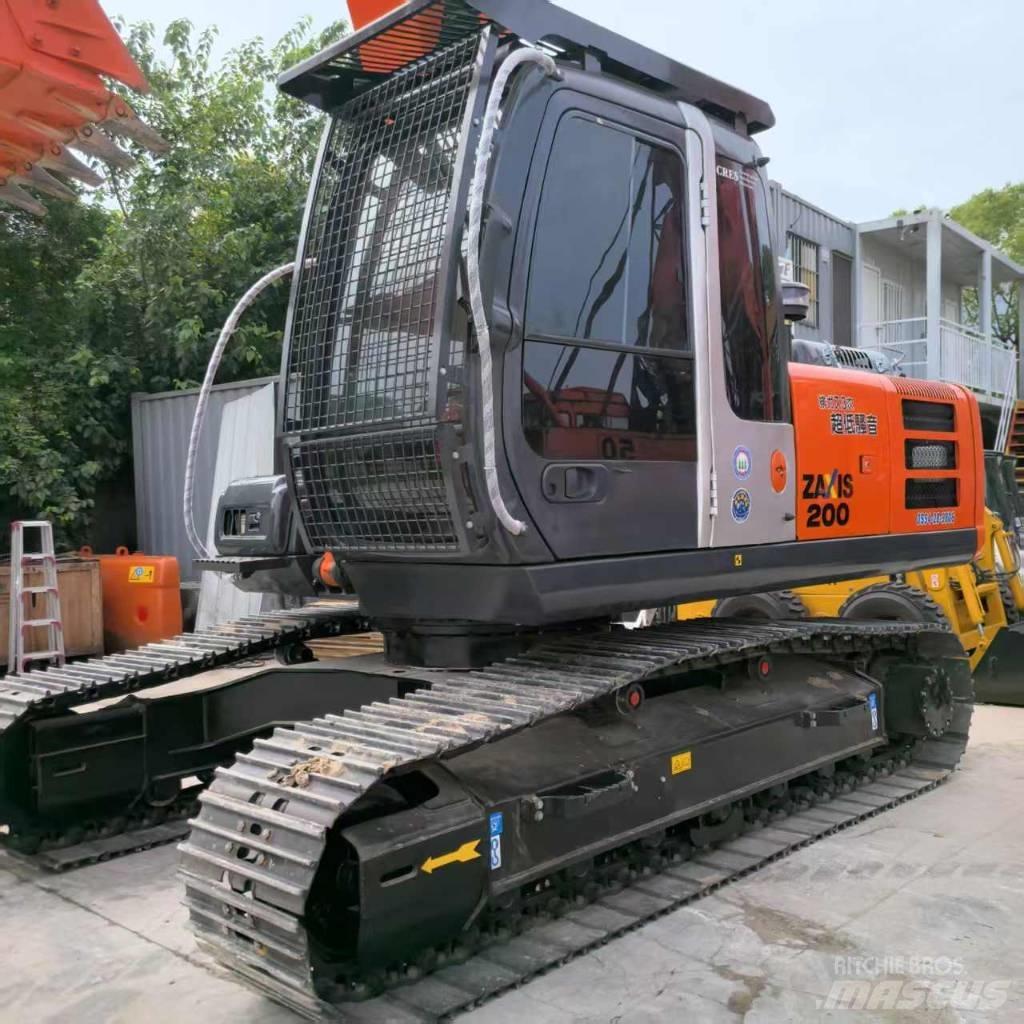 Hitachi ZX 200-3 G Escavatori cingolati