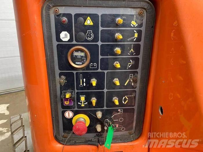 JLG E400AJP Piattaforme a braccio articolato