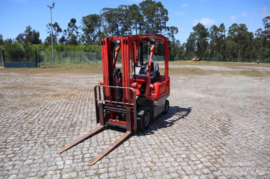 Nissan Y1D1A15Q Carrelli elevatori diesel
