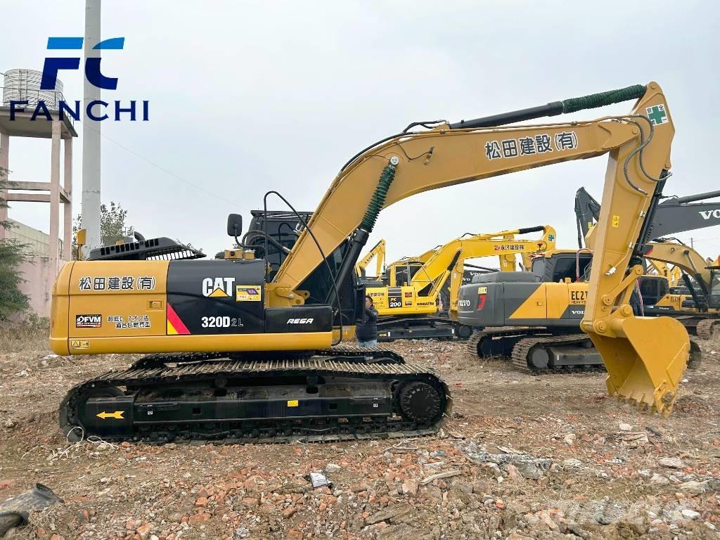 CAT 320d2 Escavatori cingolati