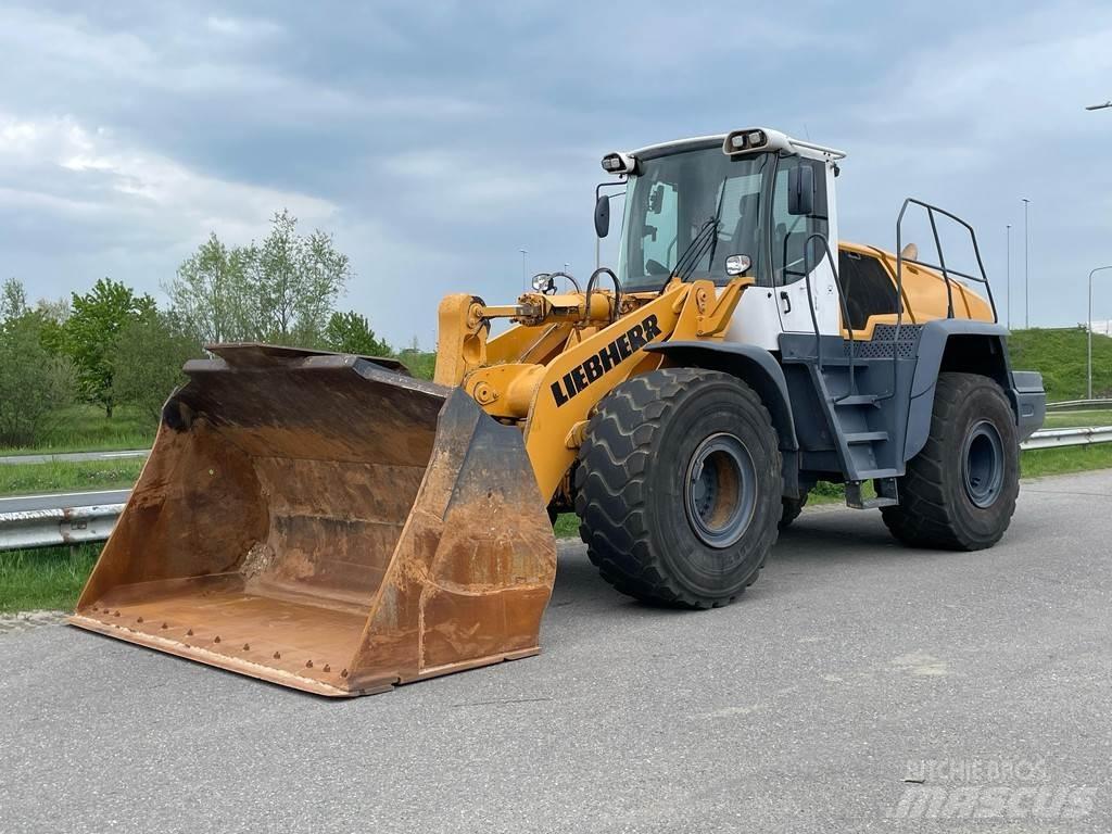 Liebherr L580 Pale gommate