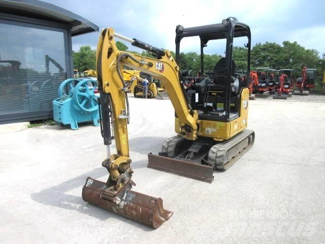 CAT 302 CR Miniescavatori