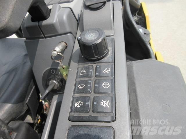 CAT 302 CR Miniescavatori