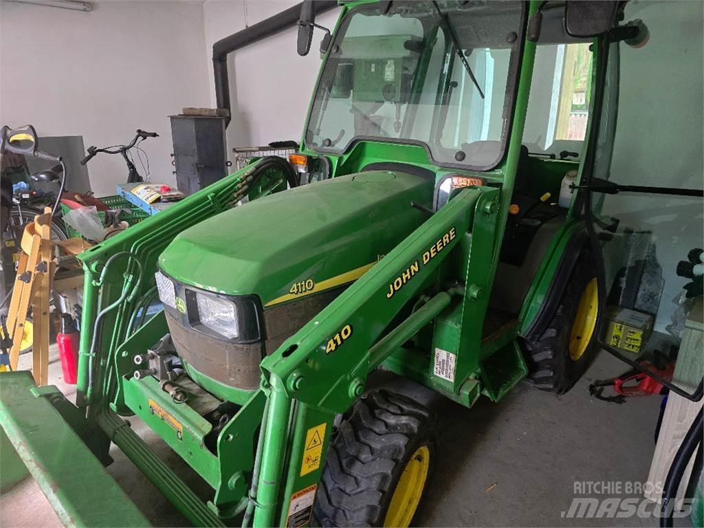 John Deere 4110 Trattori