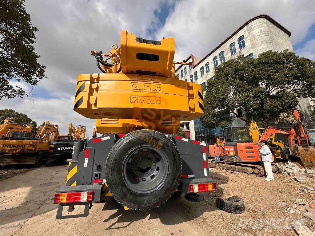 XCMG XCT 80 Gru per tutti i terreni