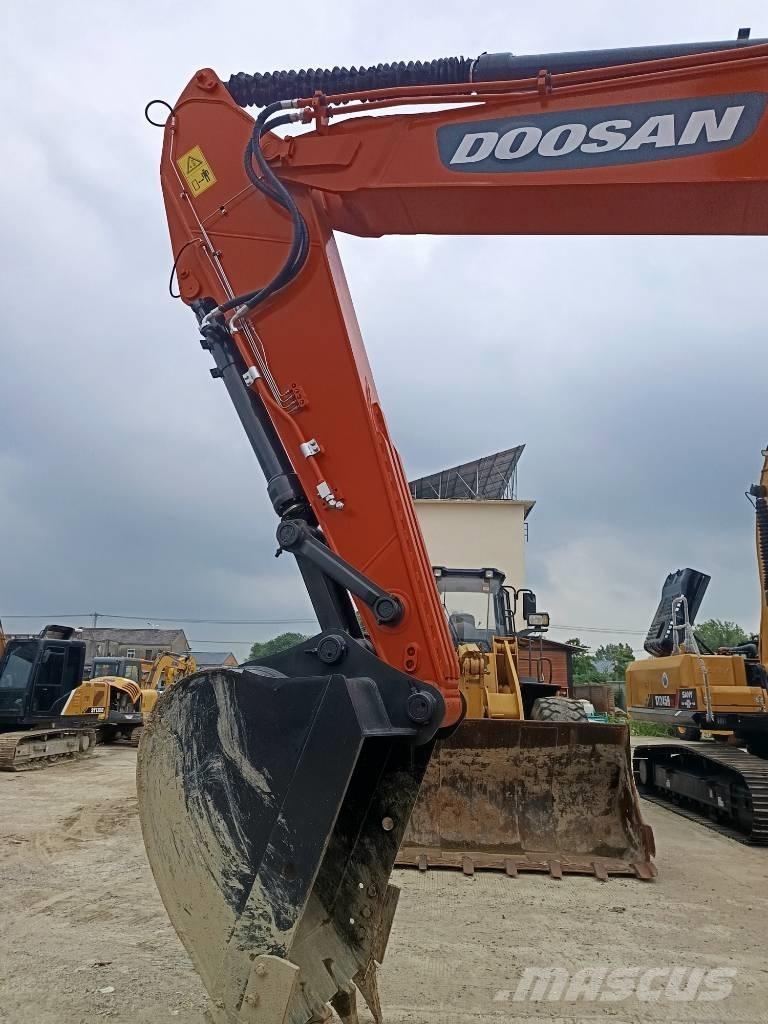 Doosan DX 300 LC Escavatori cingolati